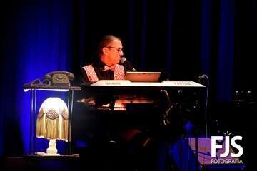 Espectáculo de la humorista y actriz Yanely Hernández en el Teatro de Telde/TA y Francisco Javier Santana.